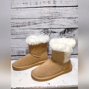 Serra Lambskin Boots in Tan size 6 Lined Suede Winter Cozy Comfy‎ Warm New
